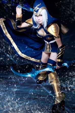 League Of Legends Game Ice Shooter Eich Women Cosplay Costume  GC00202